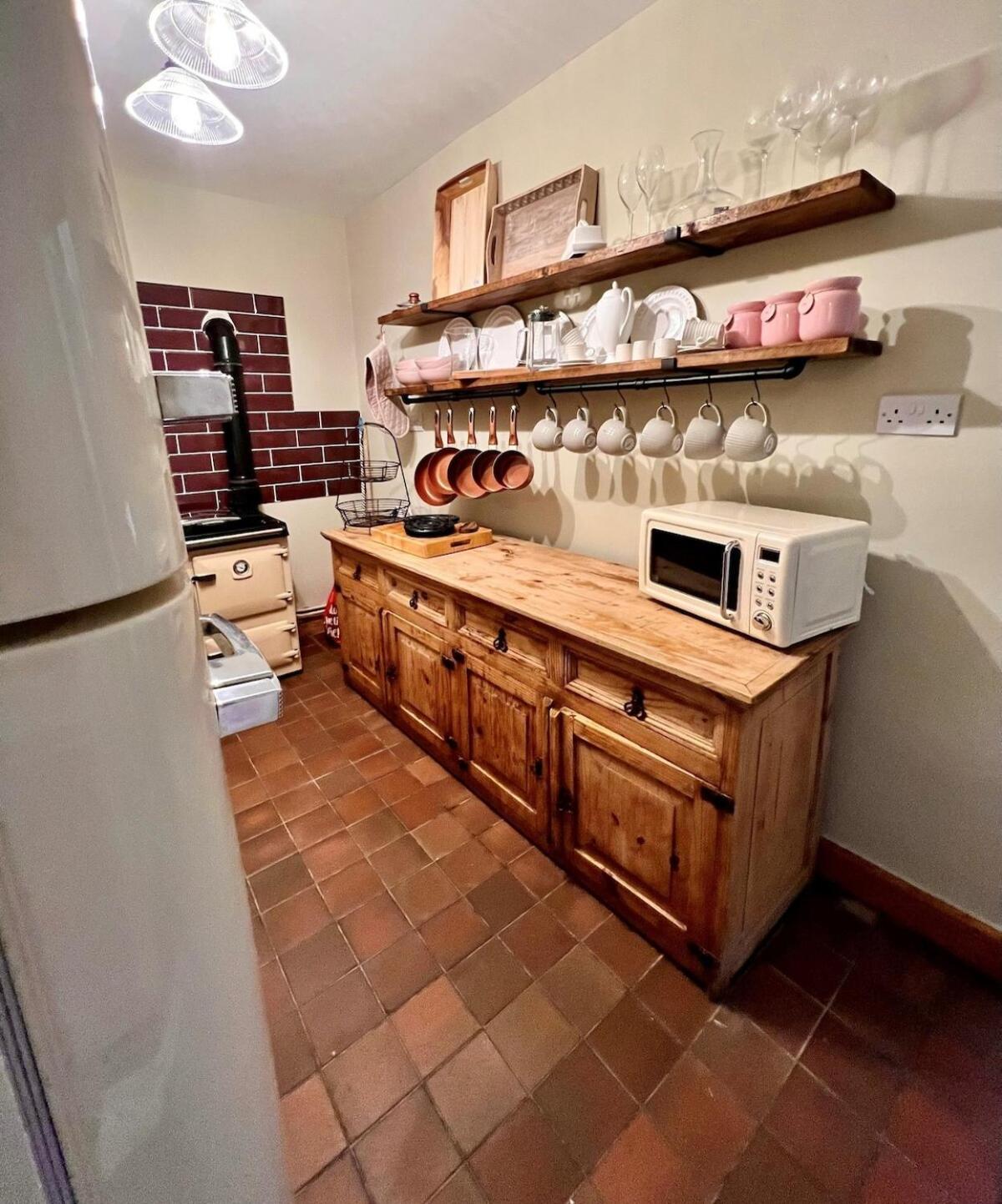6 - Central Location - Entire House - Free Parking Merthyr Tydfil Εξωτερικό φωτογραφία