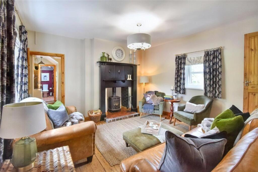 6 - Central Location - Entire House - Free Parking Merthyr Tydfil Εξωτερικό φωτογραφία